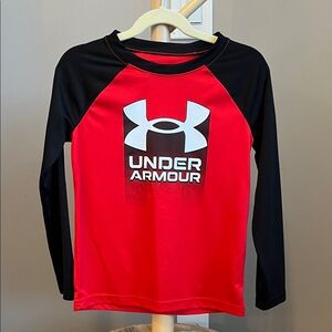 ⭐️⭐️PICK 5 for $20 Under Armour Boy's Long Sleeve Shirt - Red and Black Size 6